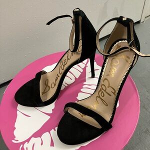 Sam Edelman super sexy black strappy heels